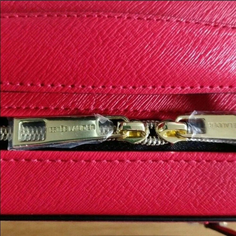 Estée Lauder Limited Edition Train Case ♠️🆕♠️
